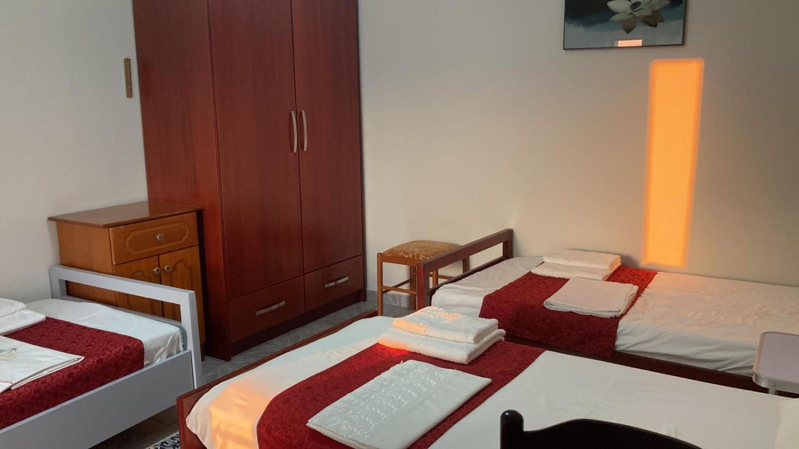 Akeron'S Rooms Saranda Zewnętrze zdjęcie